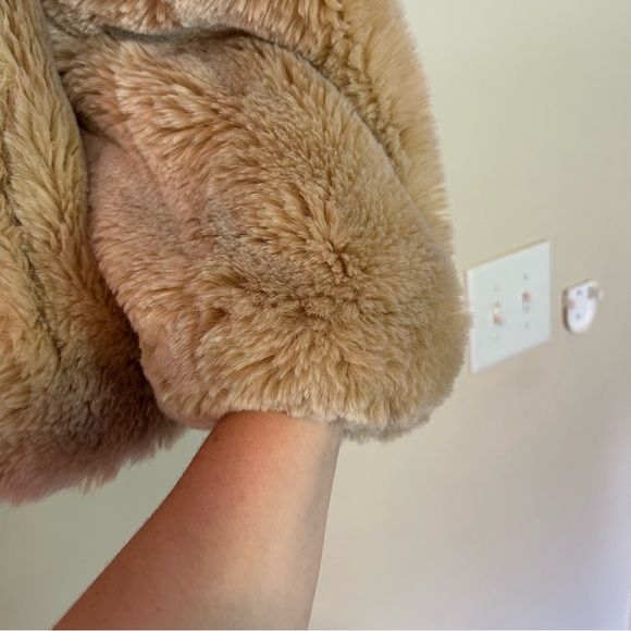 VINTAGE!!! Jordache faux fur and leather coat! - Picture 10 of 16